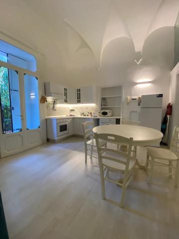Duomo26 Boutique Apartment デセンツァーノ・デル・ガルダ エクステリア 写真